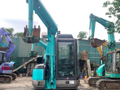 Đạt- J 7 Máy xúc điện Kobelco SK50-E